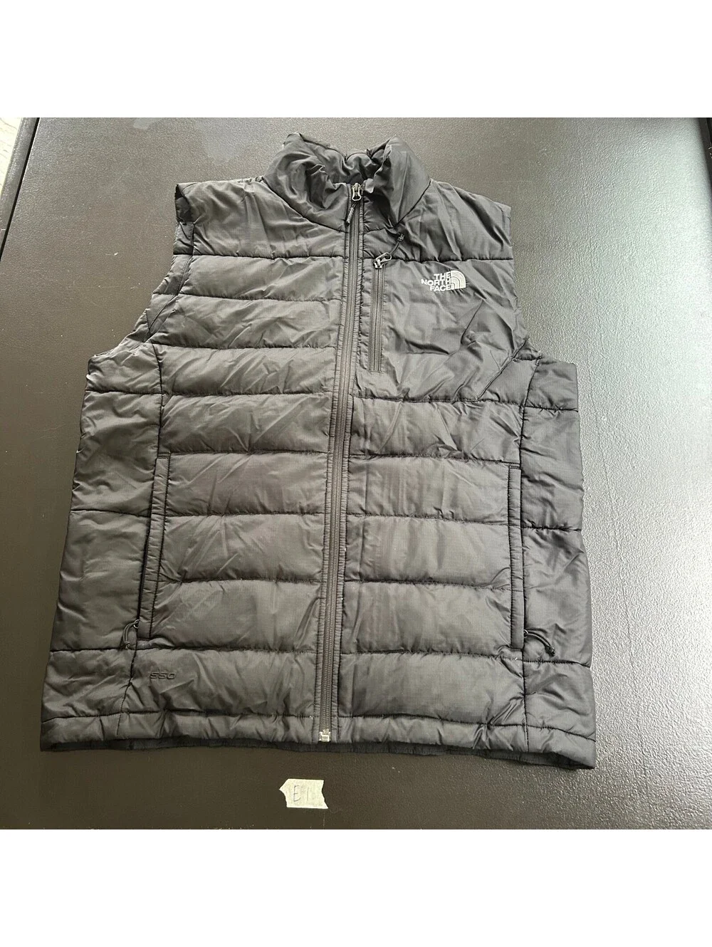 The North Face Men's 550 Insulated Black Puffer Vest Medium